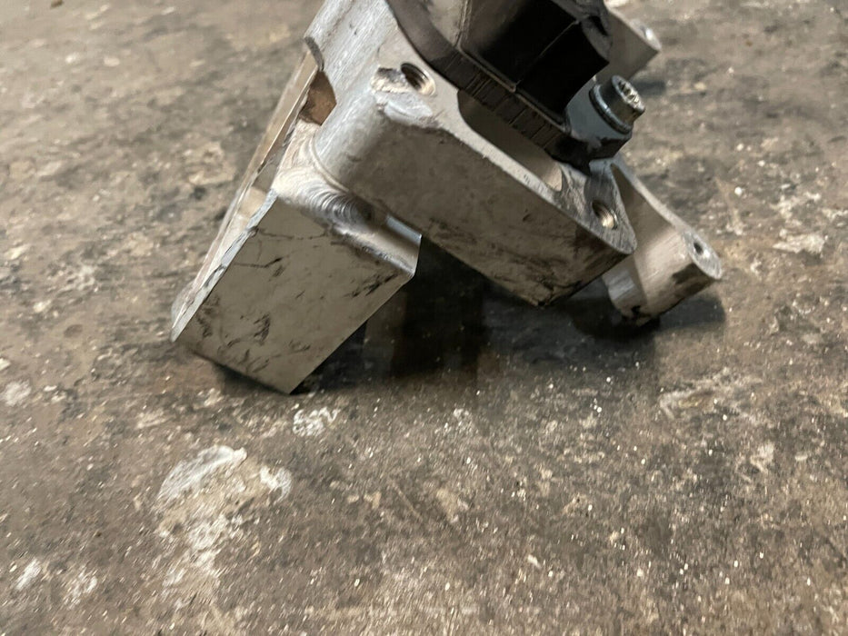 2021 AUDI R8 PLUS TRANSMISSION MOUNT ~BUSHING DAMAGE~ 4S0 813 857 B 4S0.813.857B