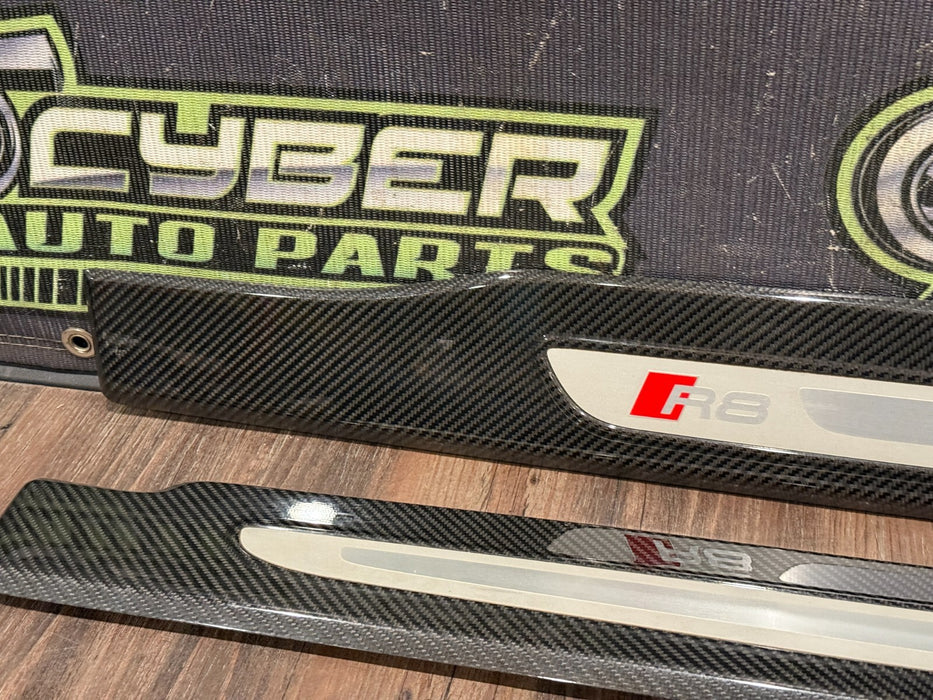 2014 AUDI R8 PLUS DOOR SILL CARBON FIBER KICK PLATES GENUINE OEM 420853372d