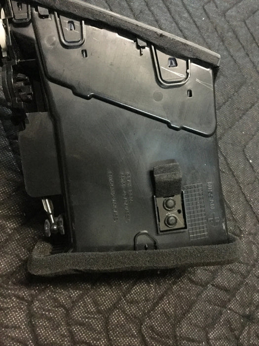 2014-2018 INFINITI Q50 OEM LH DASH AC VENT