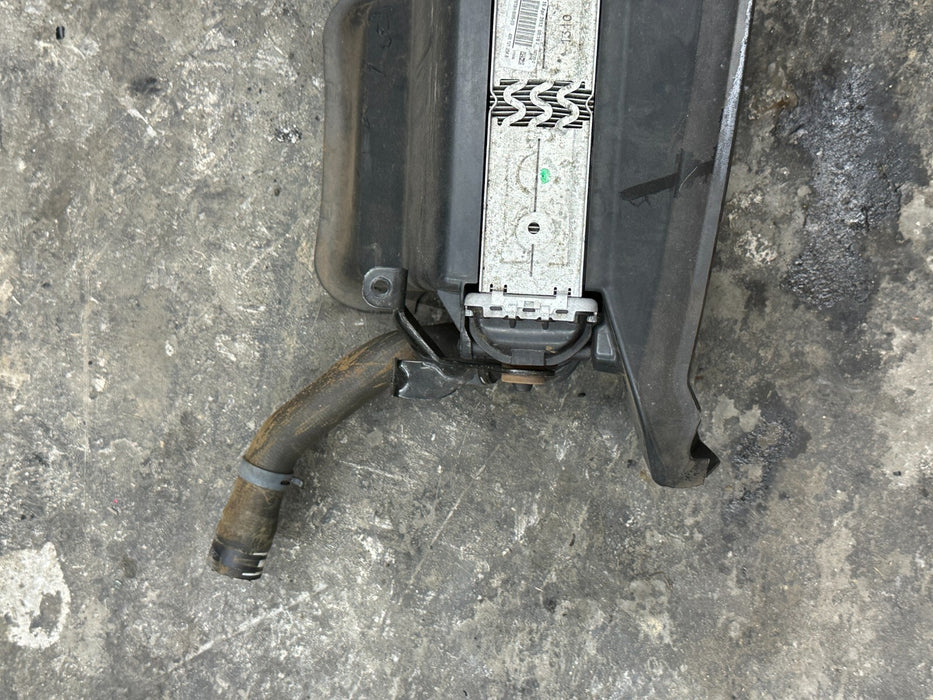 2014 AUDI R8 FRONT CENTER RADIATOR 420 121 254 B 420121254B