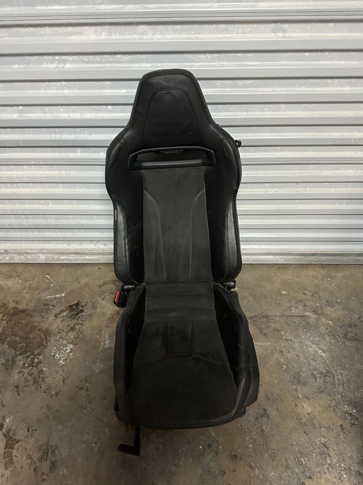 2021 AUDI R8 PERFORMANCE DRIVER SEAT OEM GENUINE *DAMAGE/BENT*