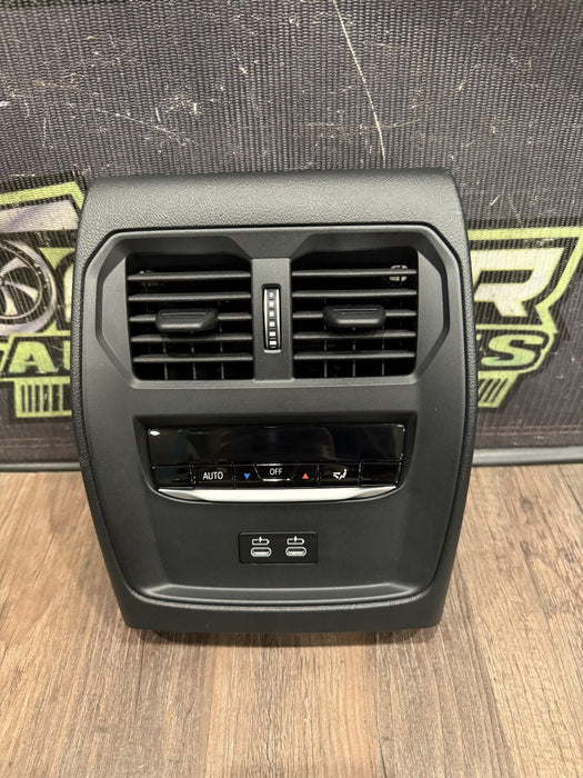 2024 BMW M3 M4 G80 G82 REAR CENTER CONSOLE VENT TRIM OEM 6806816