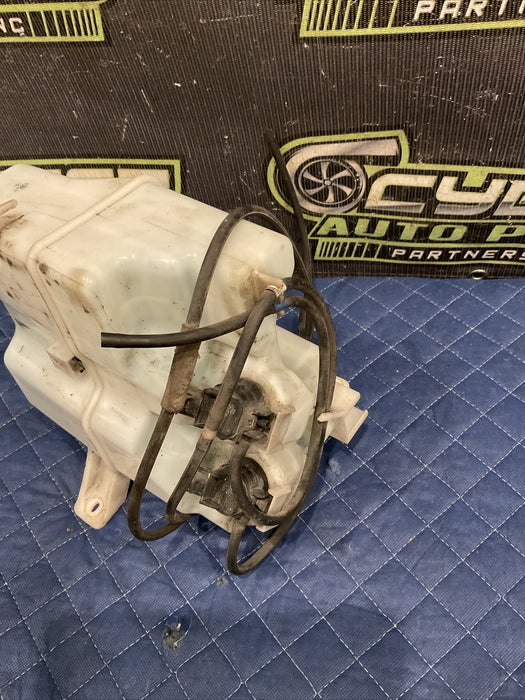 2014 TOYOTA PRIUS V WINDSHIELD WASHER TANK RESERVOIR W/NOZZLE 060851-317 OEM