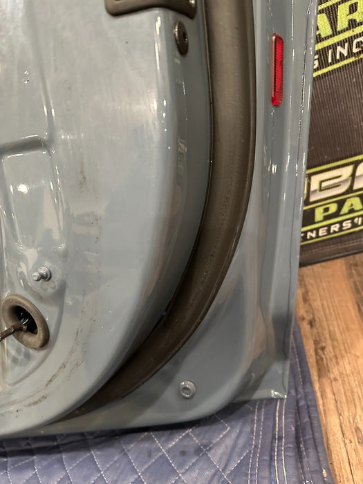 2017 2021 AUDI R8 RIGHT DOOR SHELL KEMORA GRAY 4S0 831 312 A "MINOR BURN"