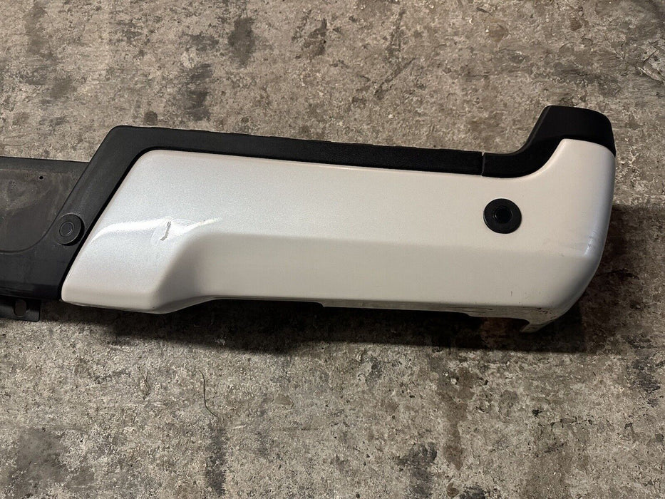 2017-2019 FORD F250 F350 F450 COMPLETE REAR BUMPER WHITE (PAINT CODE: UG)