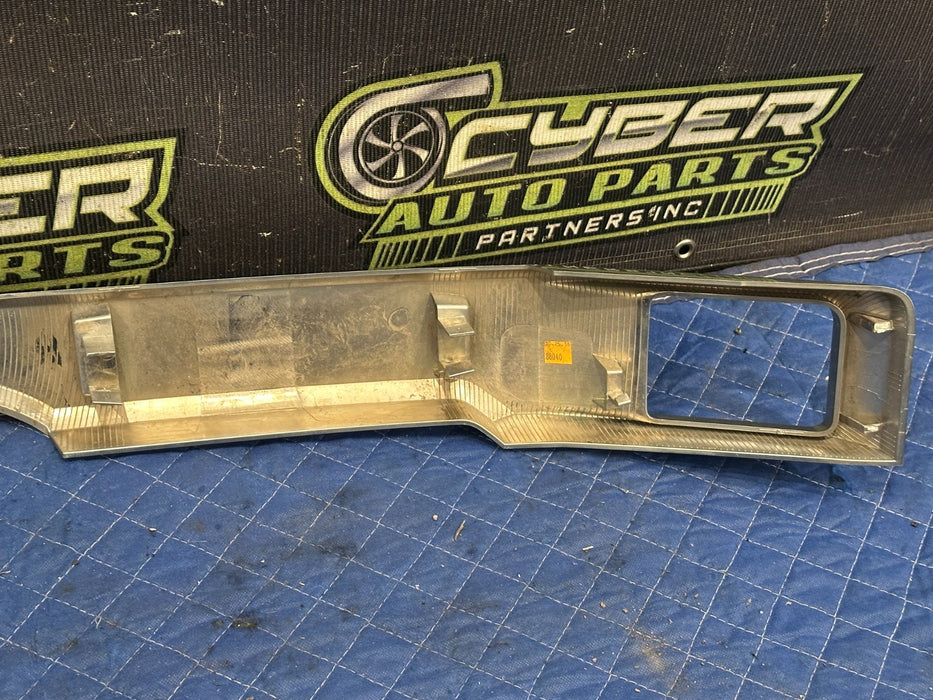 2017-2019 FORD F250 F350 F450 SUPERDUTY LIMITED GRILLE TRIM OEM *SLIGHT WEAR #7*