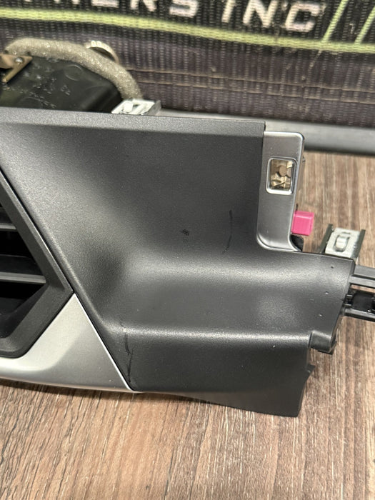 2024 BMW M3 M4 G80 G82 DRIVER LEFT AIR VENT TRIM OEM 6805796