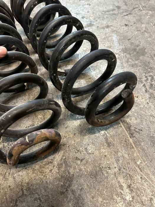 2017 2019 FORD F450 FRONT LEFT RIGHT COIL SPRINGS PAIR OEM 5C34-5310-ACE