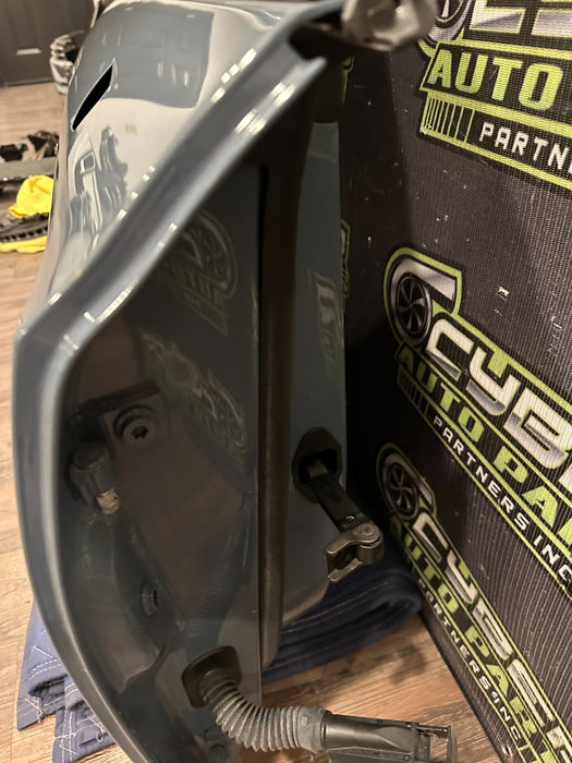 2017 2021 AUDI R8 RIGHT DOOR SHELL KEMORA GRAY 4S0 831 312 A "MINOR BURN"