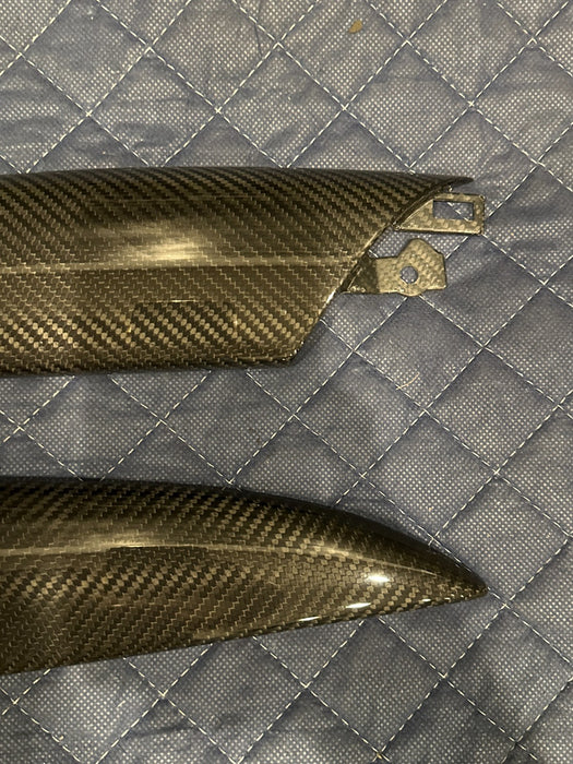 2014 AUDI R8 SPYDER LEFT RIGHT CARBON FIBER DOOR PANEL TRIM MOULDING 420 867 410