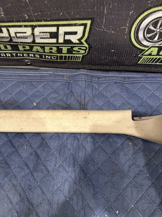 2015 DODGE RAM 2500 LEFT DOOR SILL SCUFF PANEL OEM *WEAR/CRACKED TAB 3-6,8*