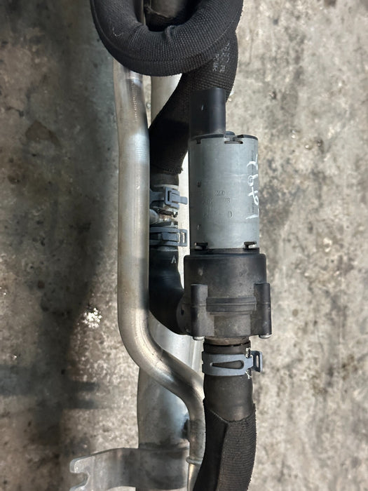 2014 AUDI R8 OEM UNDERBODY CENTER COOLANT PIPE LINE HOSE TUBE 420121050B