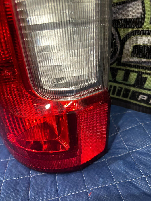2017 2018 2019 FORD F250 F350 F450 DRIVER LEFT HALOGEN TAIL LIGHT OEM MINT