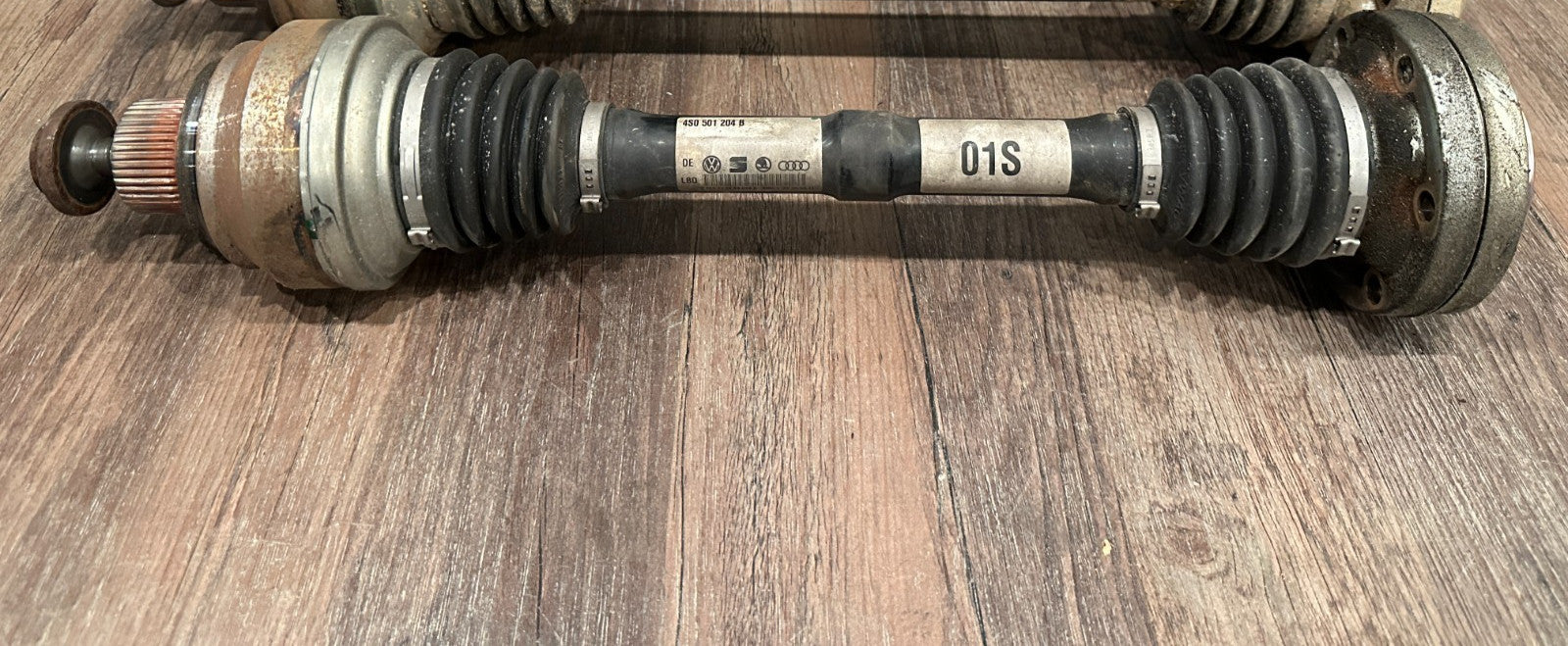 2017 AUDI R8 SPYDER HURACAN REAR RIGHT CV AXLE SHAFT OEM 4S0 501 204 B