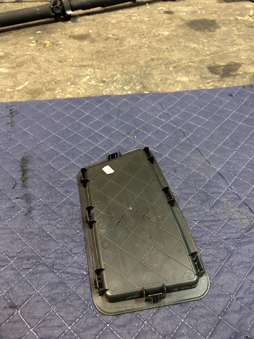 2020 BMW M4 F82 STORAGE TRAY OEM