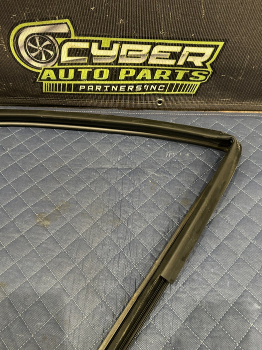 2019 FORD F150 3.5L RAPTOR FRONT RIGHT DOOR WEATHERSTRIP OEM FL34-1521596