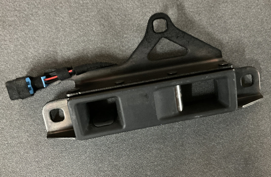 2017 MERCEDES-BENZ C63 AMG RIGHT CONVERTIBLE TOP LOCK PAD LATCH 217 770 04 22 64