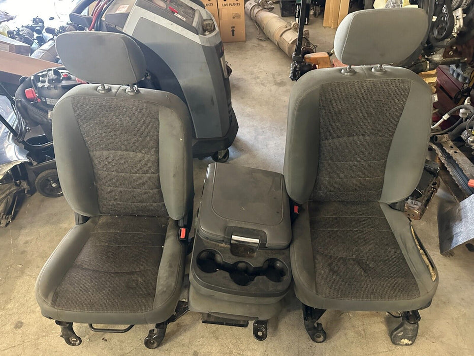 2015 2016 2017 2018 RAM 2500 3500 BIG HORN FRONT SEATS W/ JUMP SEAT CONSOLE OEM