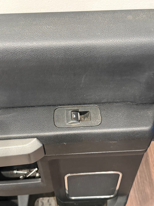 2017-2019 FORD F350 F250 F350 F450 PLATINUM REAR LEFT DOOR PANEL OEM *WEAR 7-8*