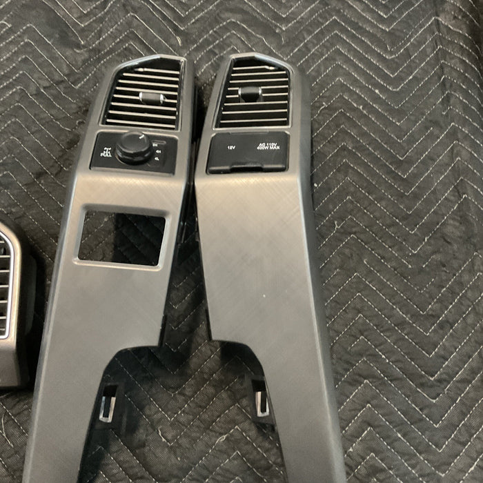 2017-2020 FORD F250 F350 F450 LIMITED DASH AIR VENTS SET (4) OEM~DAMAGED TAB~