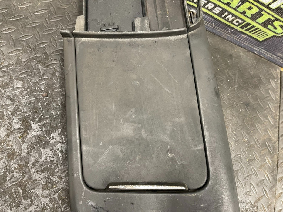 2017 AUDI R8 ARM REST/ STORAGE OEM 4S1-863-041