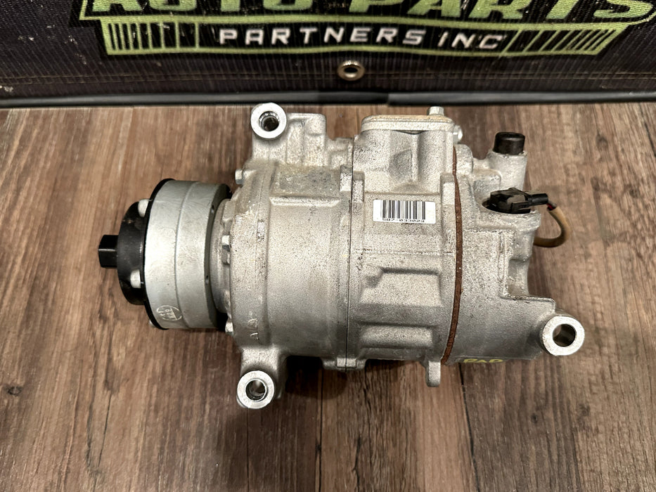 2018 AUDI R8 HURACAN A/C AC COMPRESSOR OEM (7K MILES) 4S0 260 805A *DOESNT WORK*