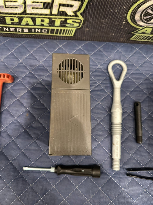 2014 AUDI R8 SPARE TIRE TOOL JACK CARRIER KIT OEM 420 864 501