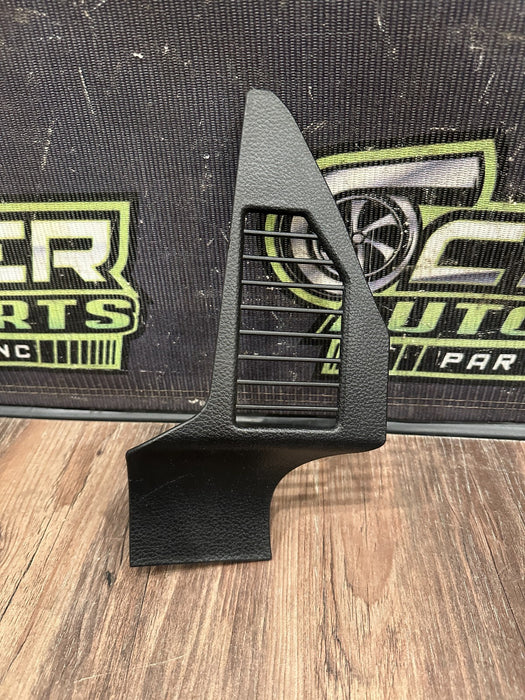 2016-19 NISSAN TITAN DASH DASHBOARD VENT COVER PANEL OEM 93047 EZ00A