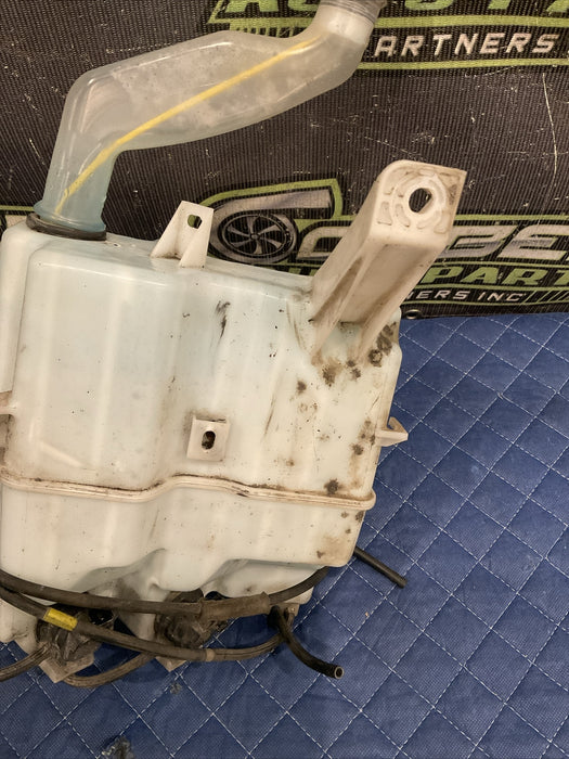 2014 TOYOTA PRIUS V WINDSHIELD WASHER TANK RESERVOIR W/NOZZLE 060851-317 OEM