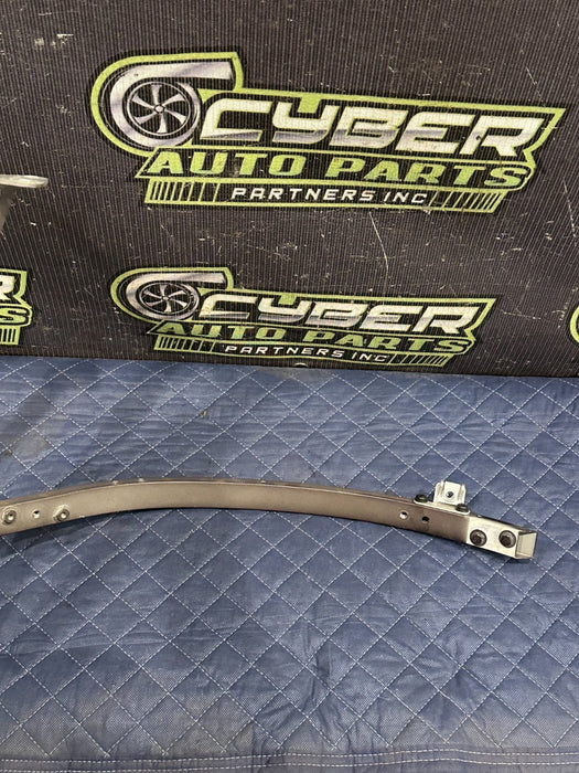 2014 AUDI R8 FRONT RIGHT FRAME RAIL BRACE FENDER MOUNT BRACKET 420 805 358 C