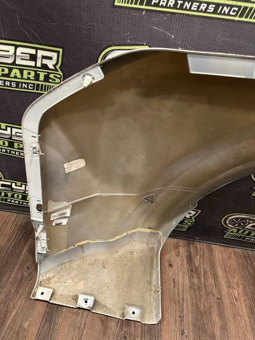 2017 2019 FORD F350 F450 RIGHT DUALLY BED SIDE FENDER FLARE PEARL WHITE *UG* OEM