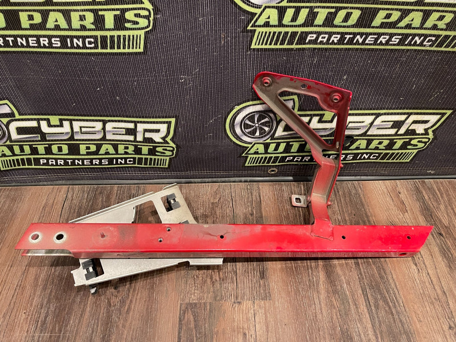 2017-18 AUDI R8 PLUS PASSENHER RIGHT SUPPORT BAR BRACKET OEM 4S0 813 500 C