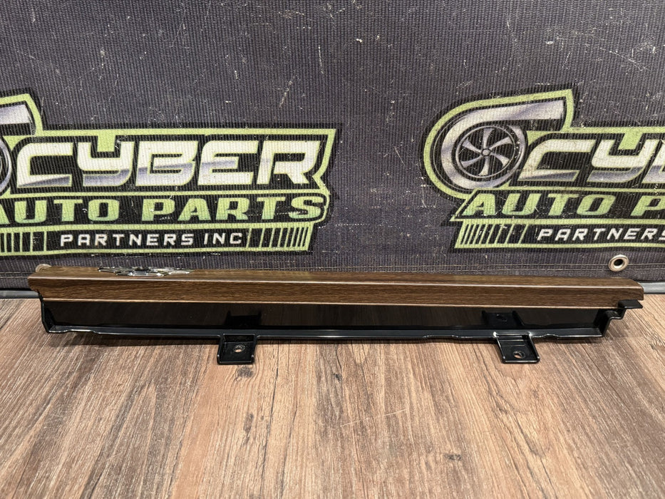 2017 NISSAN TITAN XD PLATINUM RESERVE DASHBOARD RIGHT FASTENER WOOD TRIM OEM