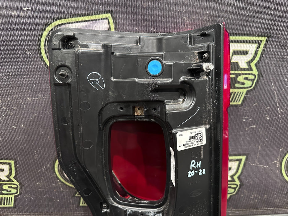 2020-22 FORD F250 F350 F450 PASSENGER RIGHT LED TAIL LIGHT OEM