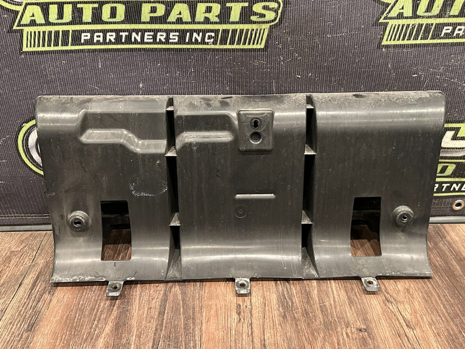 2021 AUDI R8 REAR AIR GUIDE PANEL TRIM OEM 4S0 121 139 C