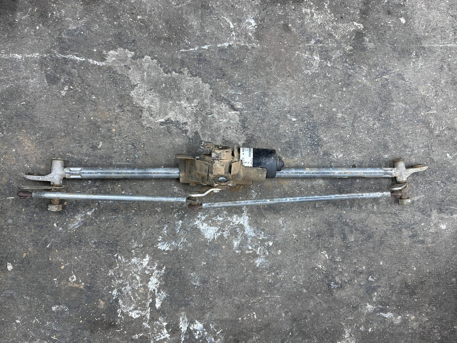 2017-2019 FORD F250 F350 WINDSHIELD WIPER MOTOR AND LINKAGE OEM HC3B-17500-AB