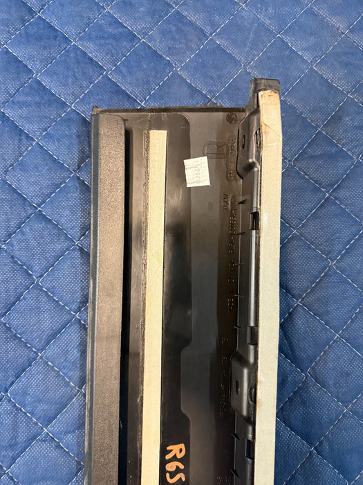 2017-2019 FORD F250 KING R FRONT PASSENGER RIGHT GLOSS BLACK B PILLAR DOOR TRIM