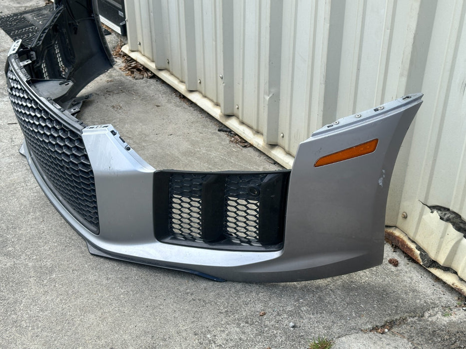 2017 2018 AUDI R8 FRONT BUMPER COVER ASSEMBLY W/ GRILLES OEM SILVER