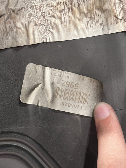 2020 FORD F250 F350 F450 XLT FRONT RIGHT PASSENGER DOOR PANEL OEM ~MINOR WEAR~