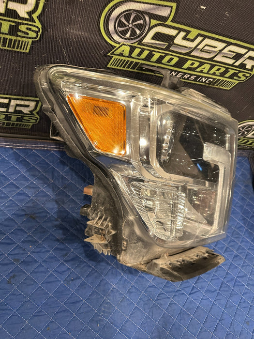 2017 NISSAN TITAN XD PASSENGER RIGHT LED HEADLIGHT OEM