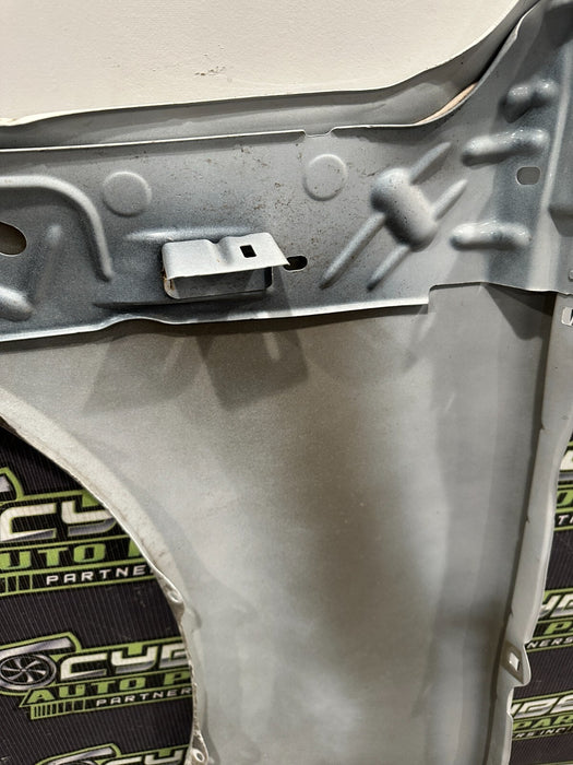 2023 2024 FORD F250 F350 FRONT RIGHT FENDER OEM STAR WHITE (AZ) *DAMAGE*