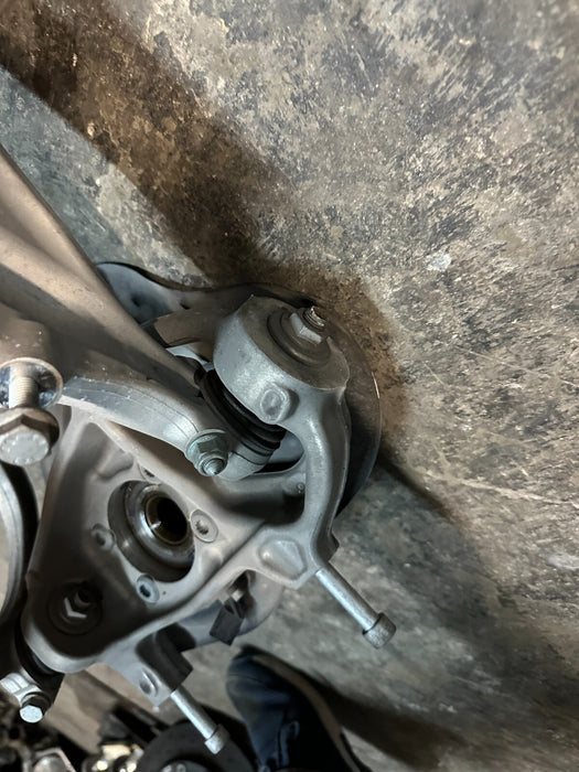 2018 AUDI R8 SPYDER V10 FRONT LEFT SUSPENSION KNUCKLE CONTROL ARM OEM ~READ!!~