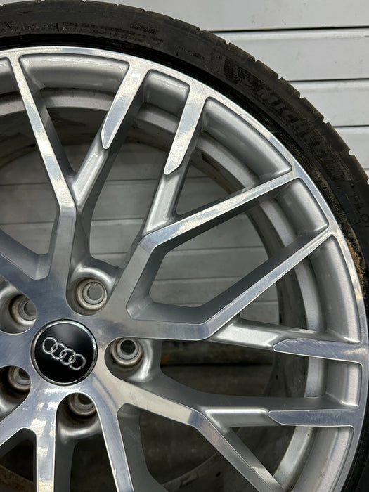 2017 AUDI R8 FRONT WHEEL RIM TIRE 245/30 20X8.5 OEM *BENT/READ*