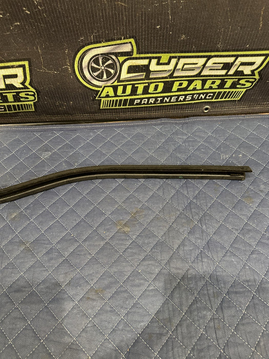 2019 FORD F150 3.5L RAPTOR FRONT LEFT DOOR WEATHERSTRIP BELT OEM FL34-1521434