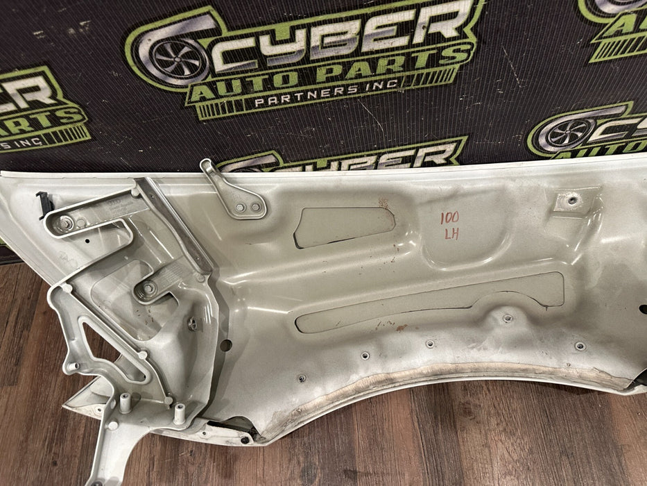 2017-2018 AUDI R8 SPYDER REAR PASSENGER QUARTER PANEL METALLIC WHITE *DAMAGE*