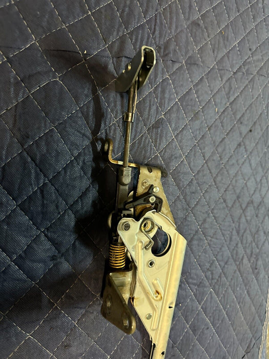 2020 BMW M4 F82 PARKING BRAKE / E BRAKE HANDLE LEVER OEM 6876774