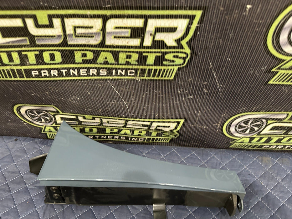 2021 AUDI R8 KEMORA GRAY PASSENGER RIGHT FENDER PANEL W FOAM ASSEMBLY OEM