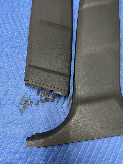 2011 BMW 550i F10 5 SERIES FRONT LEFT & RIGHT LOWER B PILLAR TRIMS OEM *READ*