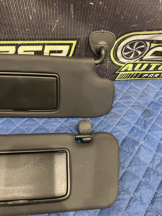2010 NISSAN 370Z CONVERTIBLE FRONT LEFT & RIGHT SUN VISORS SUNVISOR OEM
