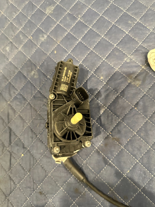 2023-2024 FORD F250 F350 TAILGATE LOCK ACTUATOR LEFT MOTOR OEM ML34-9943151-BD